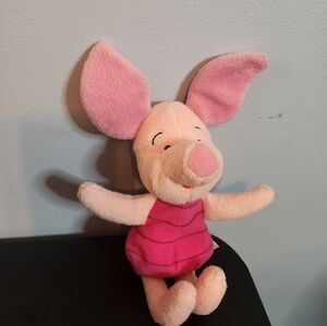 Disney Mattel Company Winnie The Pooh Piglet 8.5in Small